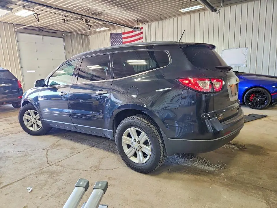 2014 CHEVROLET TRAVERSE LT  