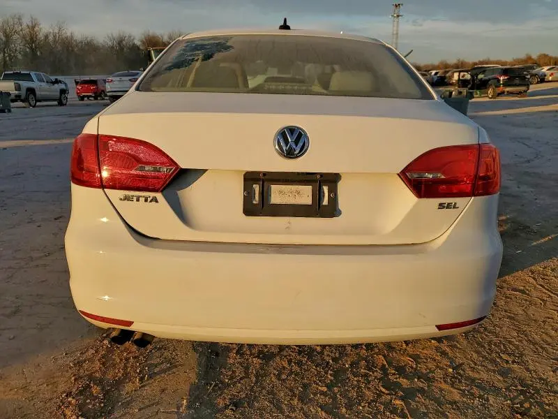 2014 VOLKSWAGEN JETTA SEL  