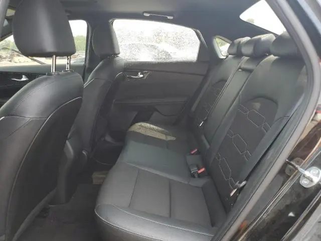 2023 KIA FORTE GT LINE  