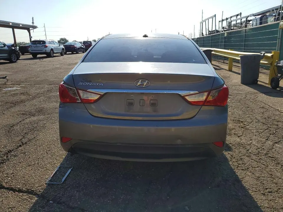 2014 HYUNDAI SONATA GLS  