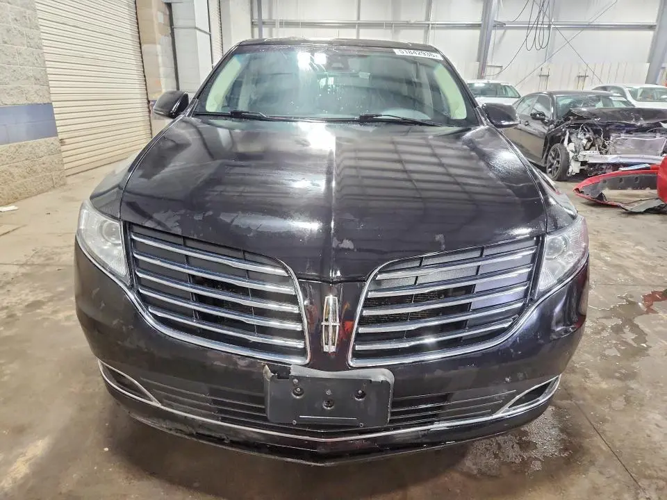 2019 LINCOLN MKT   