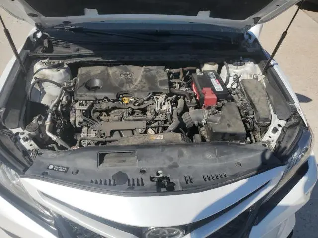 2018 TOYOTA CAMRY XSE  