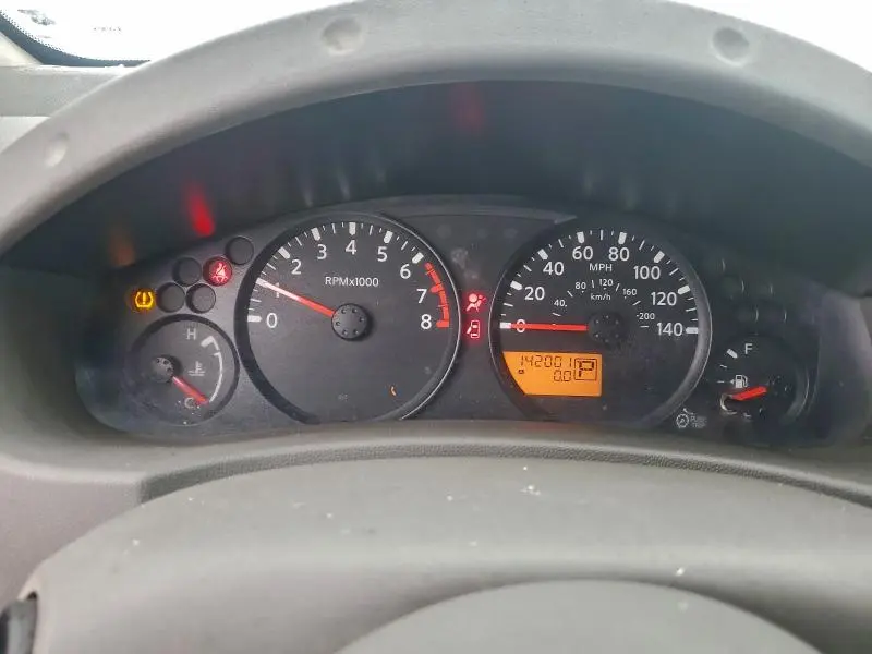 2014 NISSAN FRONTIER S  