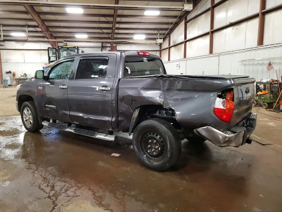 2016 TOYOTA TUNDRA SR5  
