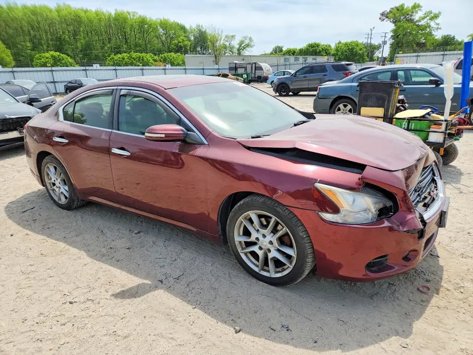 2010 NISSAN MAXIMA 3.5 S  