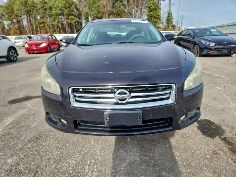 2012 NISSAN MAXIMA S  
