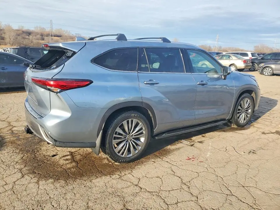 2020 TOYOTA HIGHLANDER PLATINUM  