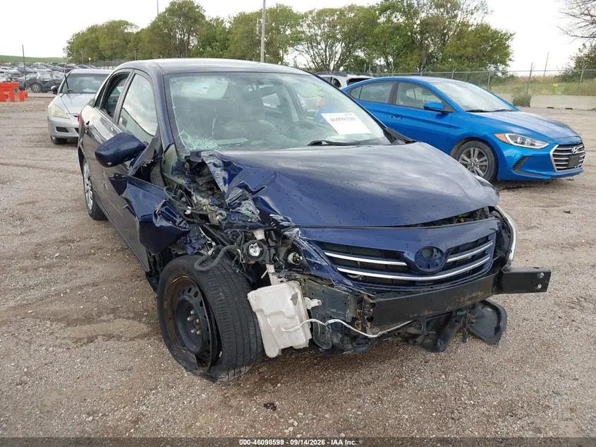 2013 TOYOTA COROLLA LE