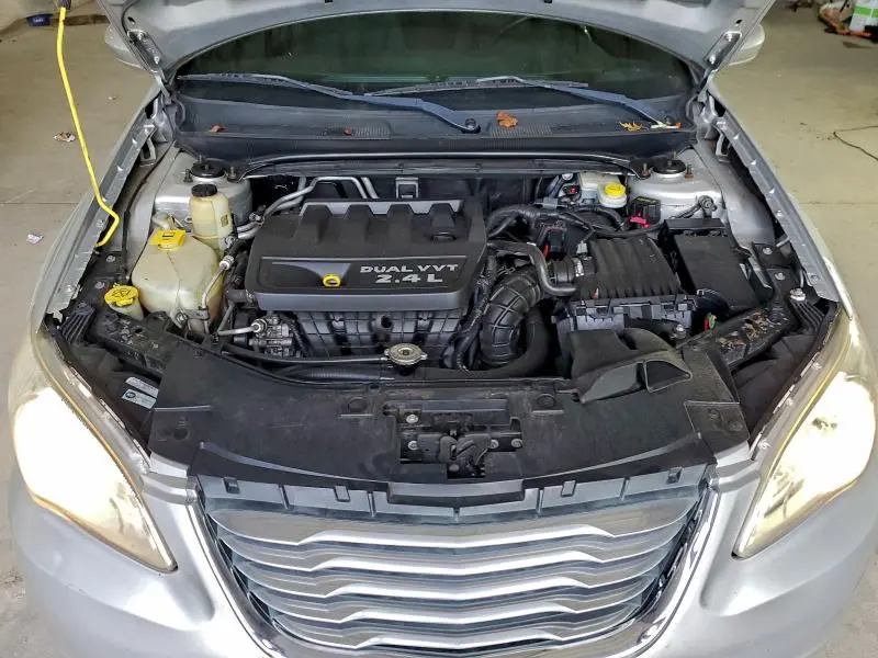 2011 CHRYSLER 200 TOURING  