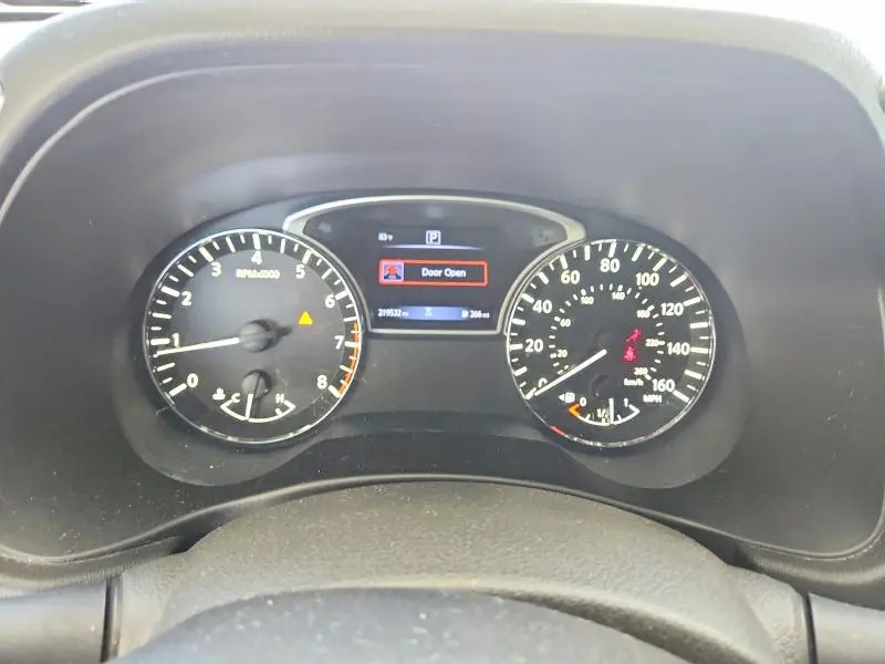 2018 NISSAN PATHFINDER SV  