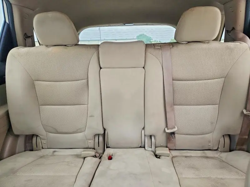 2012 KIA SORENTO LX  