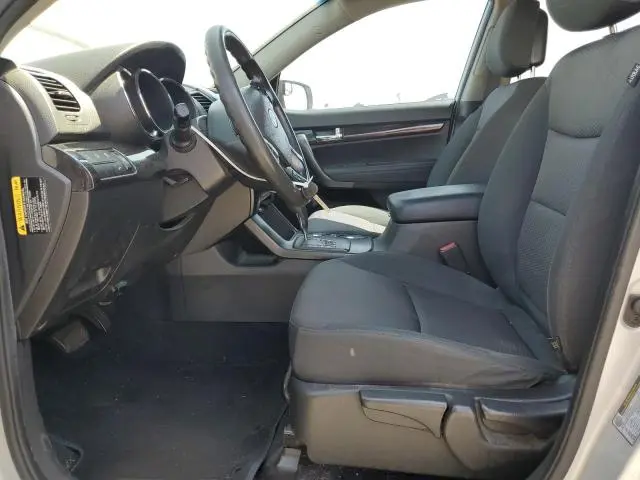 2012 KIA SORENTO BASE  