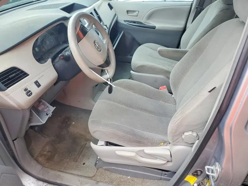 2012 TOYOTA SIENNA BASE 7-PASSENGER  