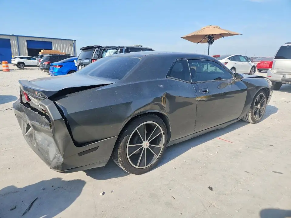 2010 DODGE CHALLENGER SE  