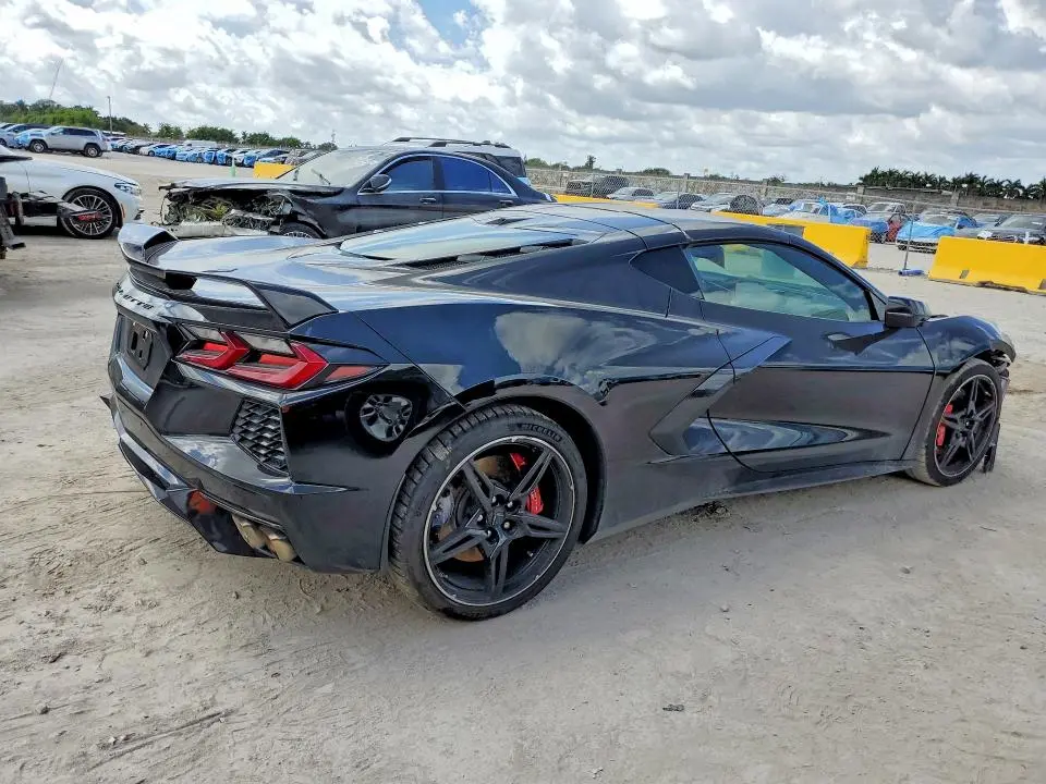 2023 CHEVROLET CORVETTE STINGRAY 2LT  