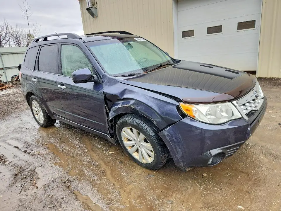 2012 SUBARU FORESTER LIMITED  