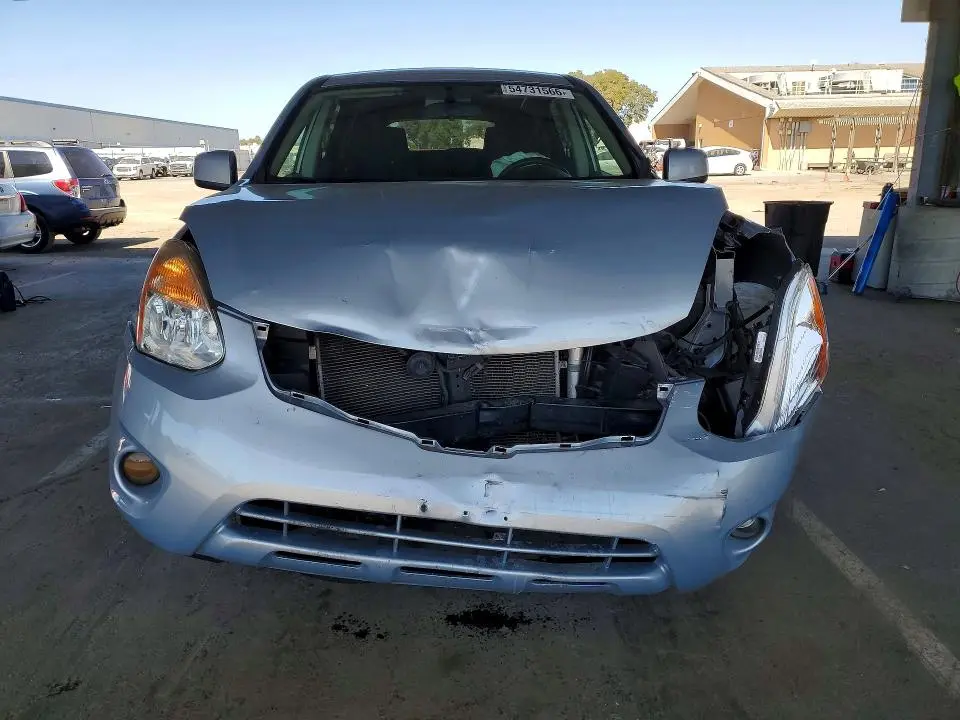 2013 NISSAN ROGUE S  