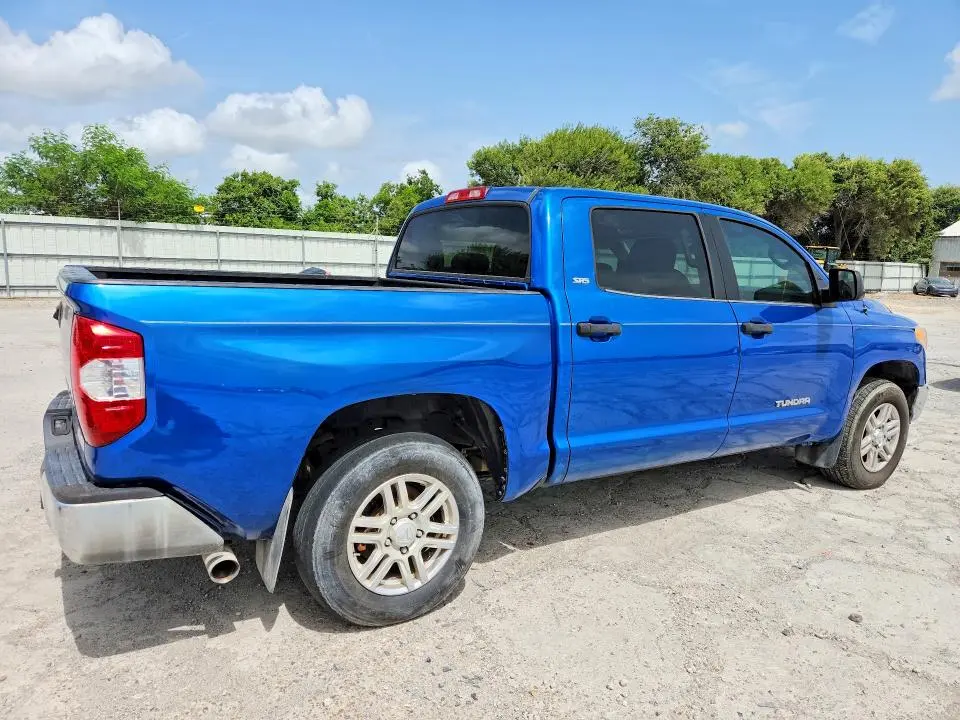 2017 TOYOTA TUNDRA CREWMAX SR5  