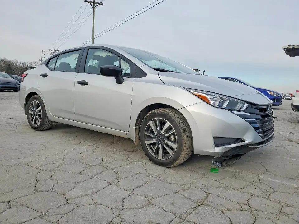 2024 NISSAN VERSA S  