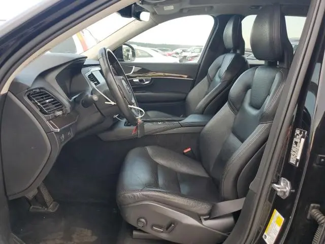 2017 VOLVO XC90 T6