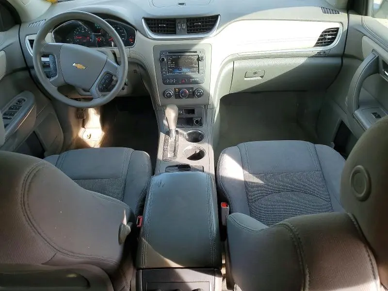 2014 CHEVROLET TRAVERSE LS  