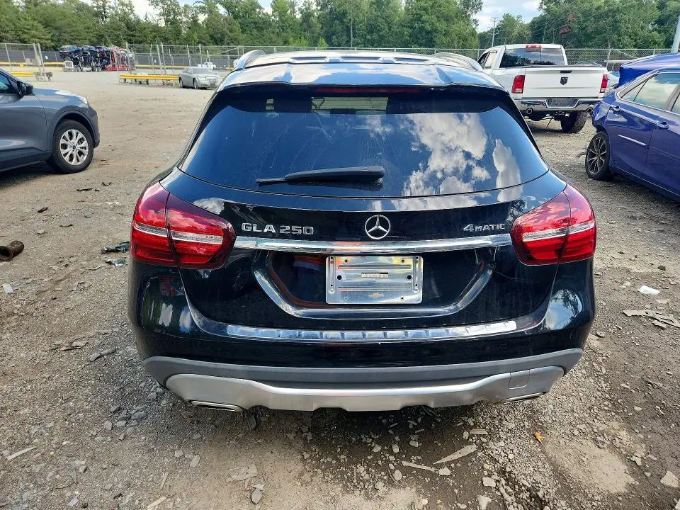 2020 MERCEDES-BENZ GLA 250 4MATIC  