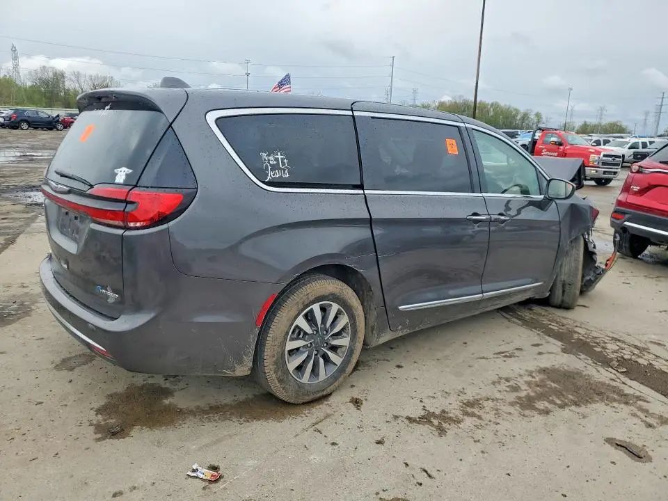2022 CHRYSLER PACIFICA HYBRID LIMITED  