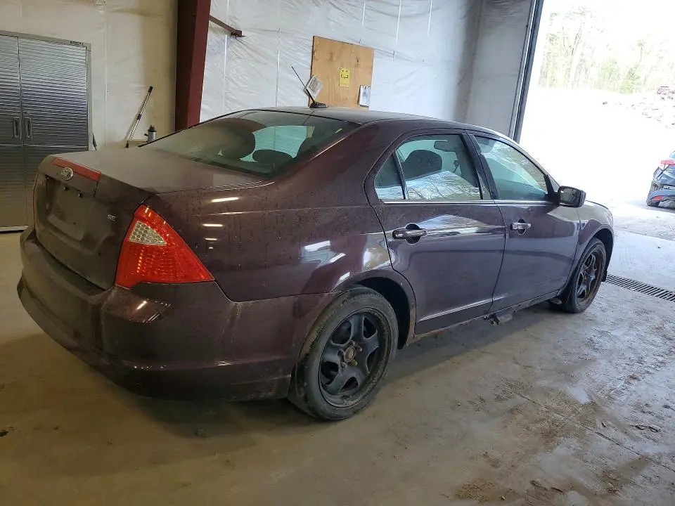 2011 FORD FUSION SE  