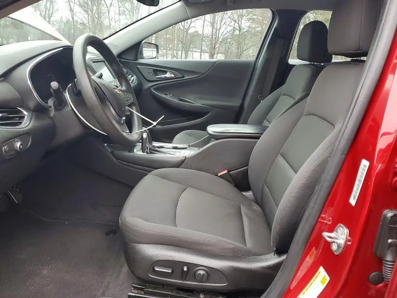 2017 CHEVROLET MALIBU LT  