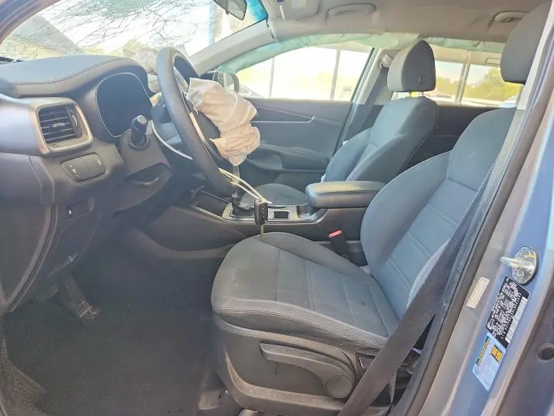 2020 KIA SORENTO S  