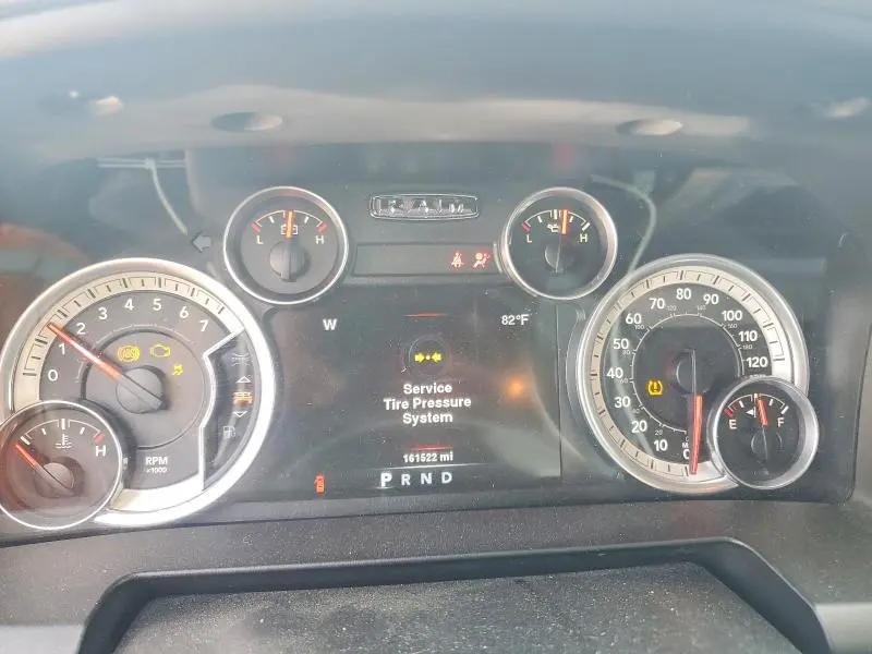 2014 RAM 1500 SLT  