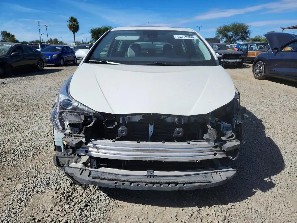 2016 TOYOTA PRIUS THREE  