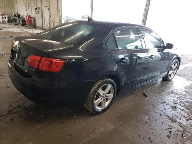 2011 VOLKSWAGEN JETTA TDI  