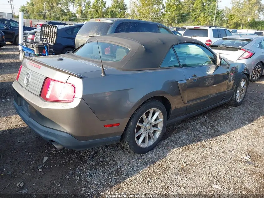 2011 FORD MUSTANG V6 PREMIUM