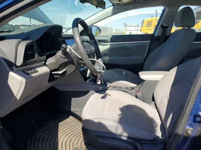2019 HYUNDAI ELANTRA SEL  