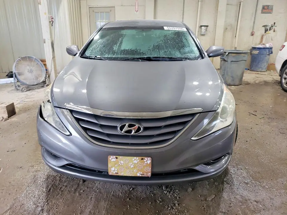 2011 HYUNDAI SONATA GLS  