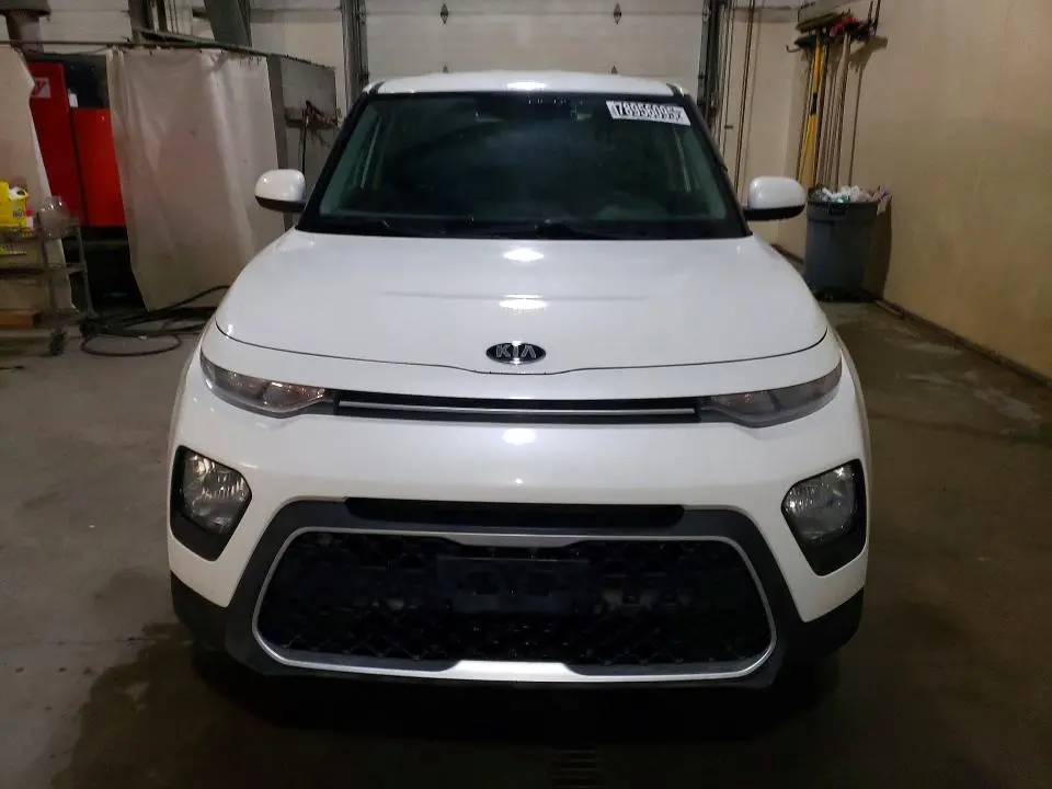 2020 KIA SOUL LX  