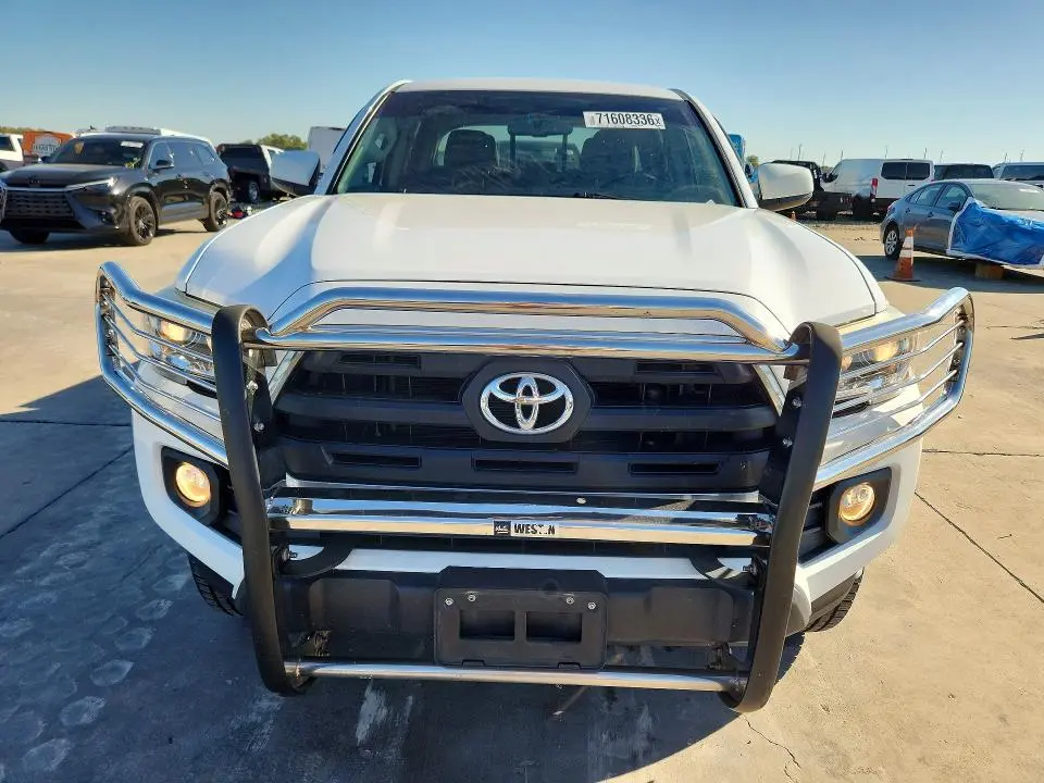2017 TOYOTA TACOMA SR5 V6  