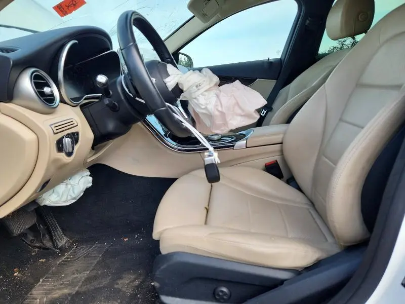 2021 MERCEDES-BENZ C 300  