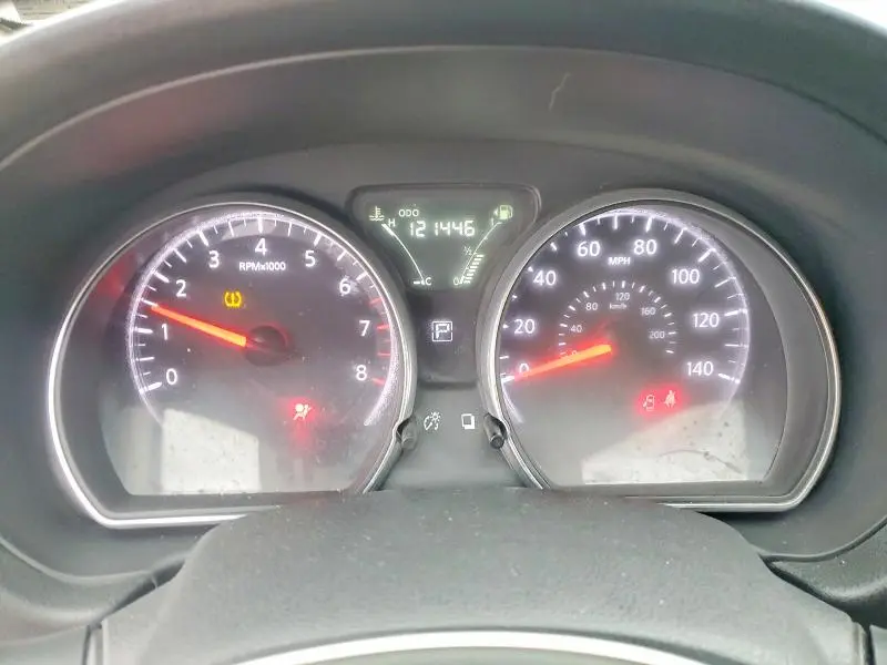 2015 NISSAN VERSA 1.6 SL  