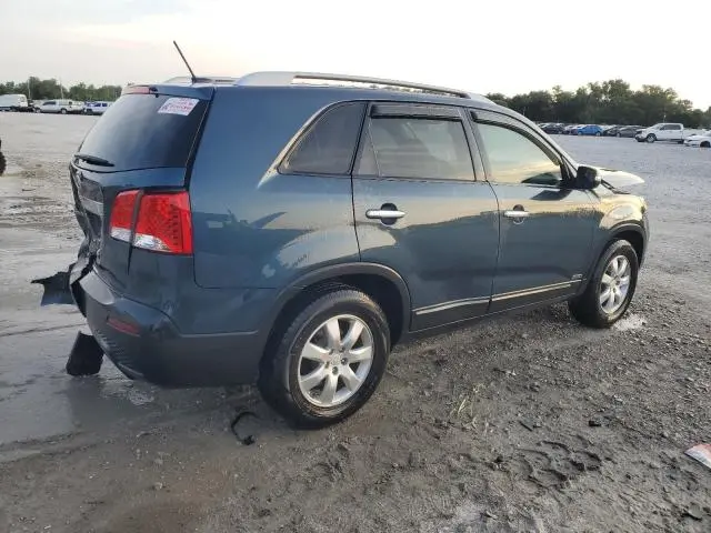 2011 KIA SORENTO BASE  