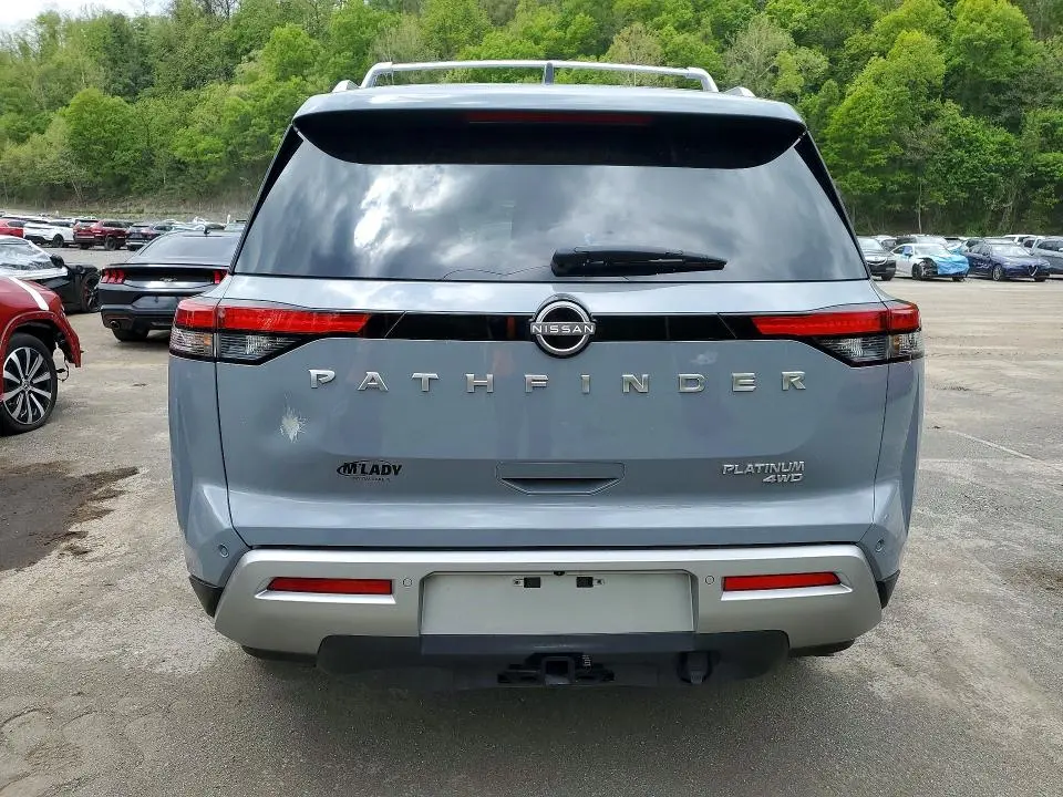 2025 NISSAN PATHFINDER PLATINUM  