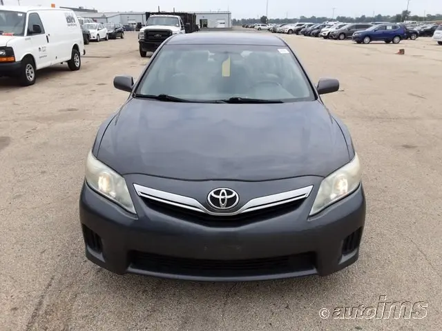 2011 TOYOTA CAMRY HYBRID 