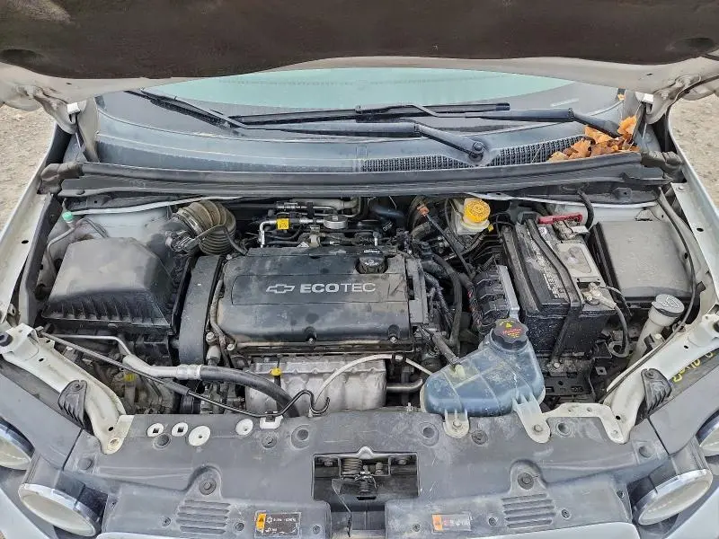 2015 CHEVROLET SONIC LT  