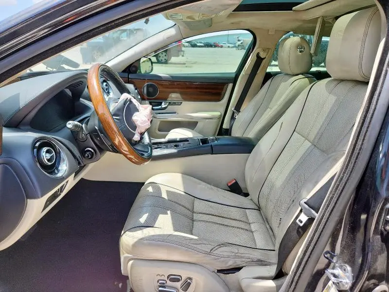 2012 JAGUAR XJL   