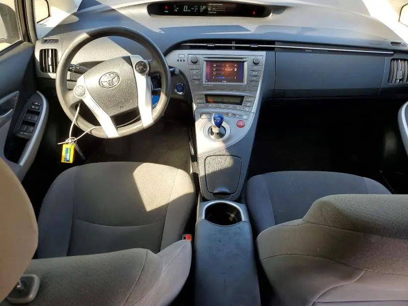2014 TOYOTA PRIUS THREE  