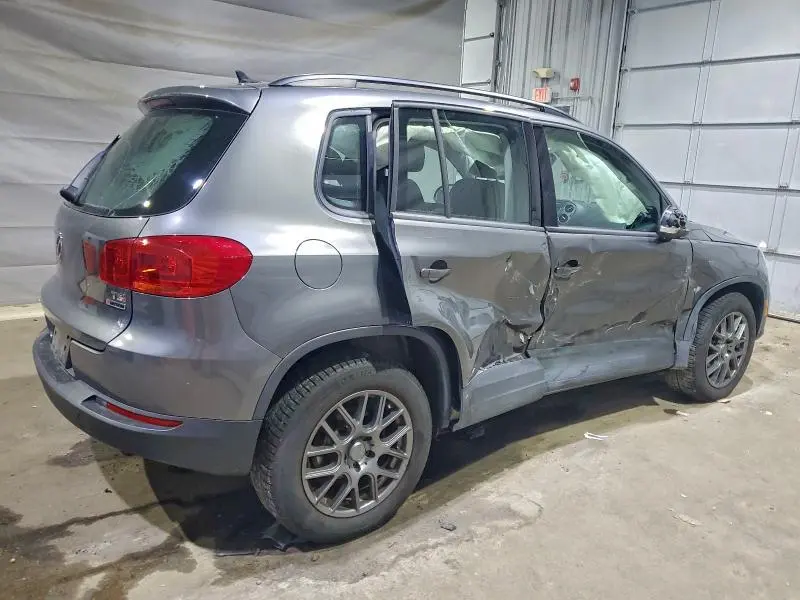 2017 VOLKSWAGEN TIGUAN S  