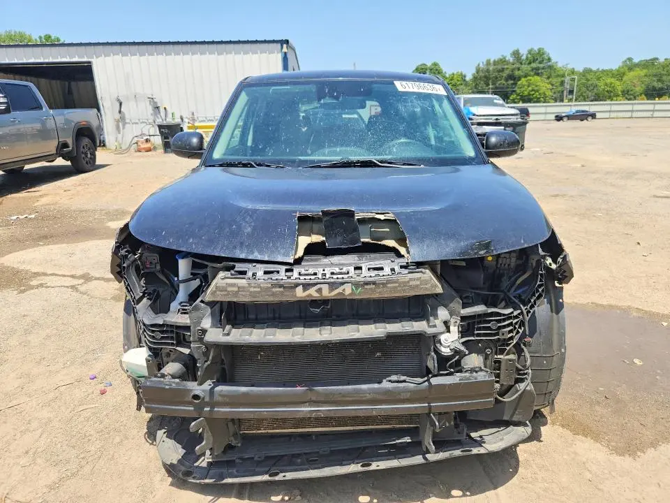 2023 KIA SOUL LX  
