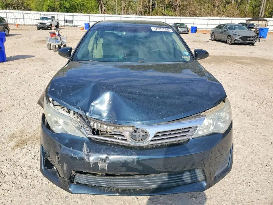 2014 TOYOTA CAMRY L  