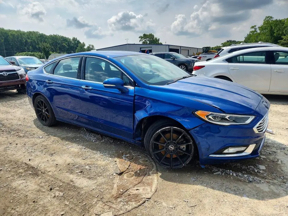 2017 FORD FUSION SE  